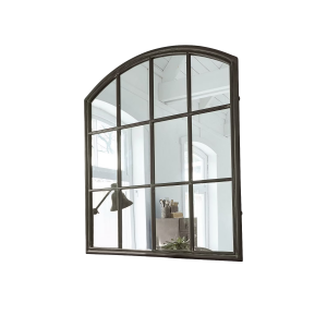 Mehr über den Artikel erfahren Spiegel Chloe